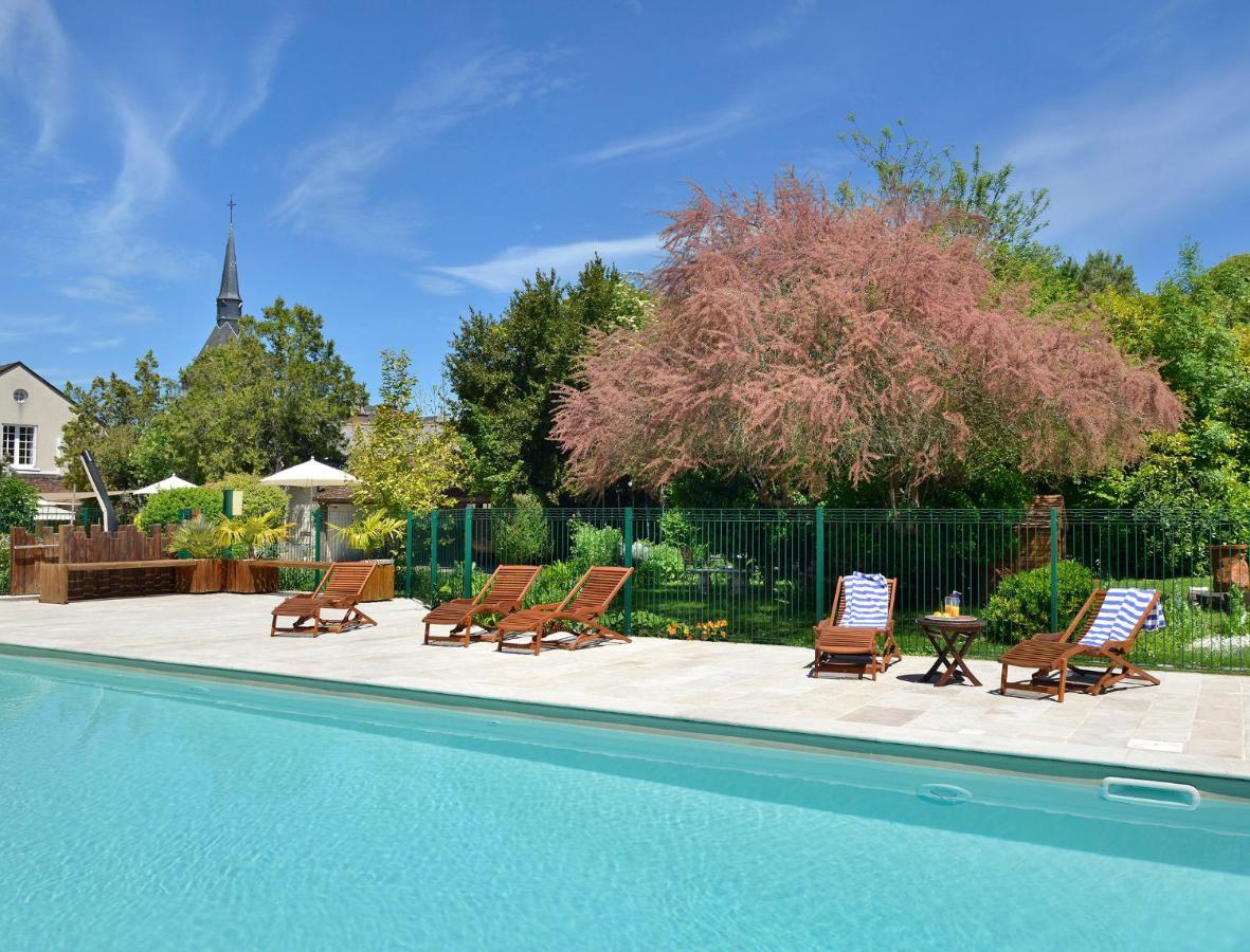 Logis Auberge Du Centre Chitenay Exterior photo